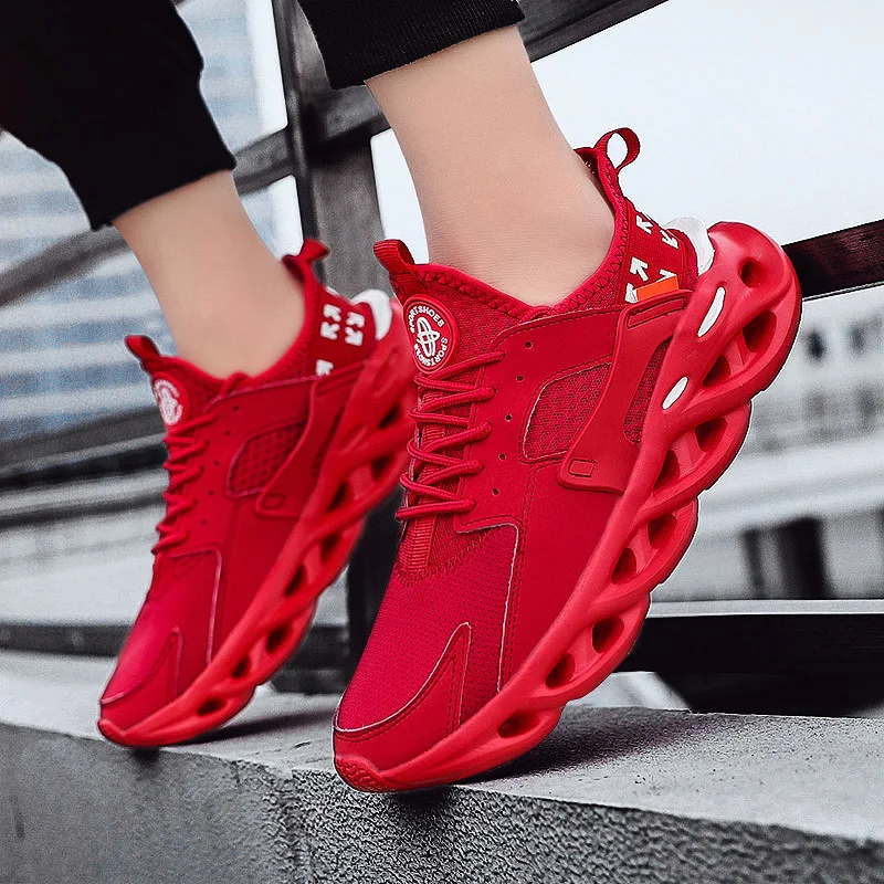 Новейшая повседневная обувь мужские кроссовки удобная на плоской подошве модная