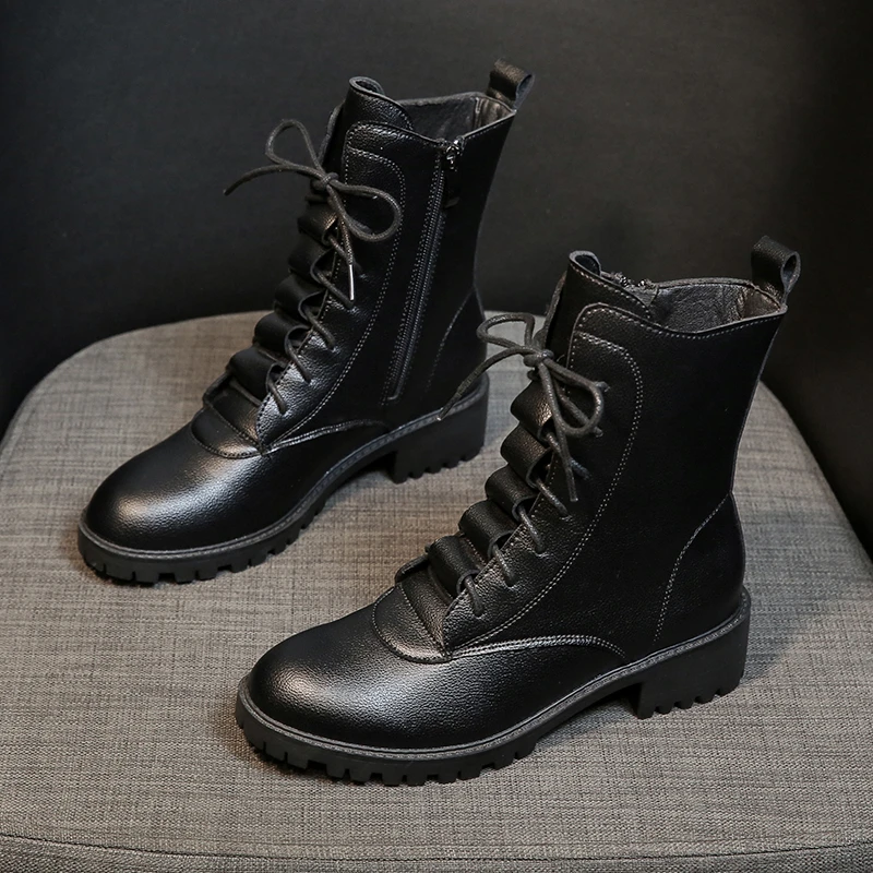 

Ботинки мартинсы женские зимние с бархатной подкладкой 2021 Новый британский стиль на шнуровке небольшие короткие ботинки женские ботинки м...