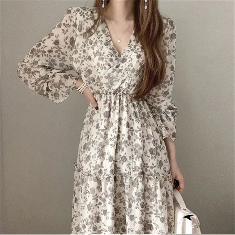 

2021 spring ink flower v-neck stitching layers chiffon dress women