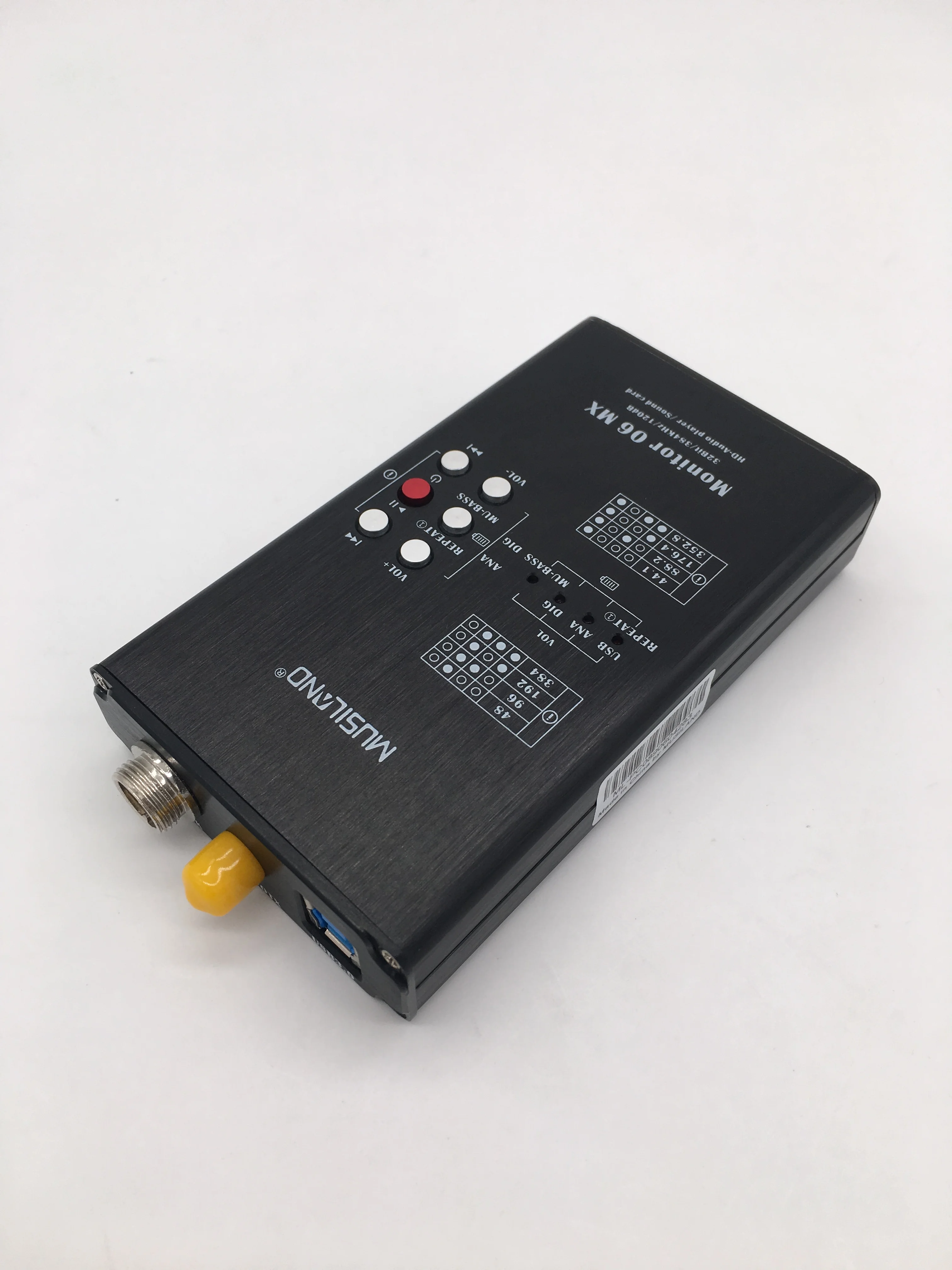 Популярный MUSILAND Monster 06 MX 06MX 32 бит/384 кГц USB звуковая карта и HD плеер APE FLAC WAVE