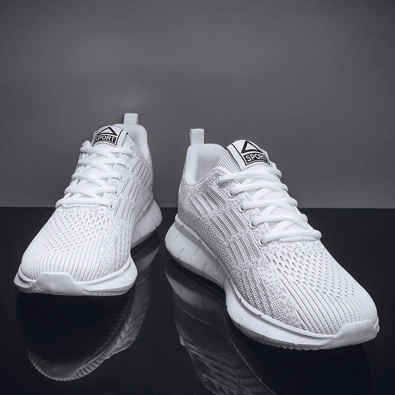 Damyuan Breathable Thick Soled Running Shoes Men's Sports Shoes Comfortable Light Sneakers Fashionable Jogging Casual Shoes