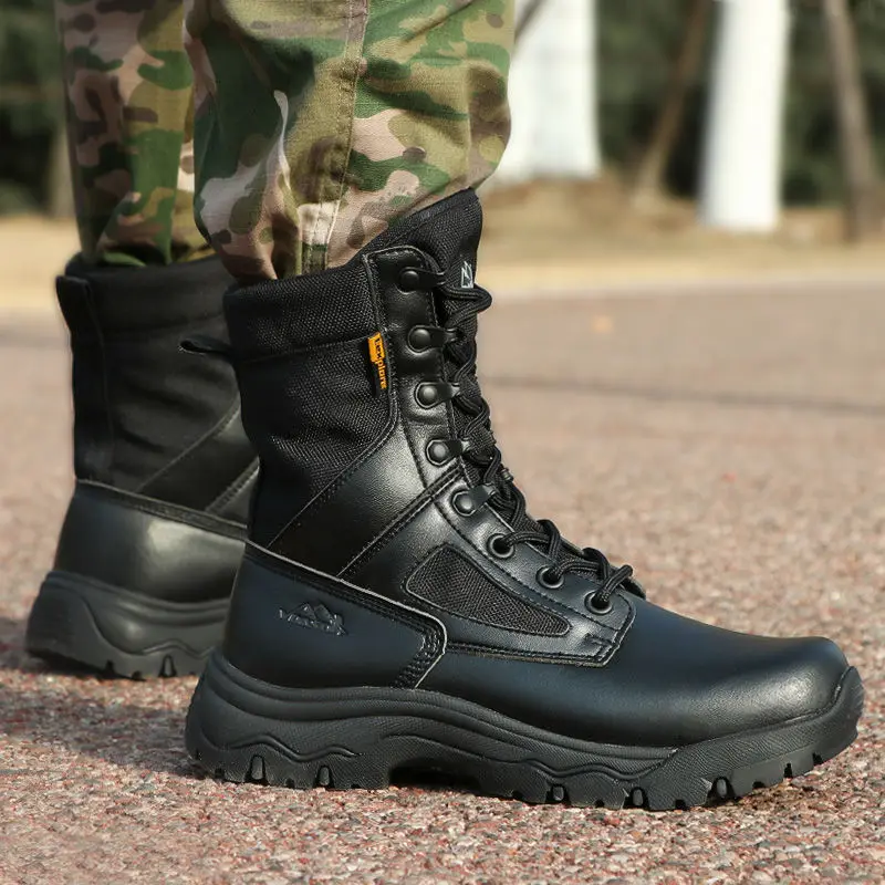 

2021winter New plus Fluff Wool Military Boots Men Ultra-Light Desert Training Combat Breathable Special Forces Training Security