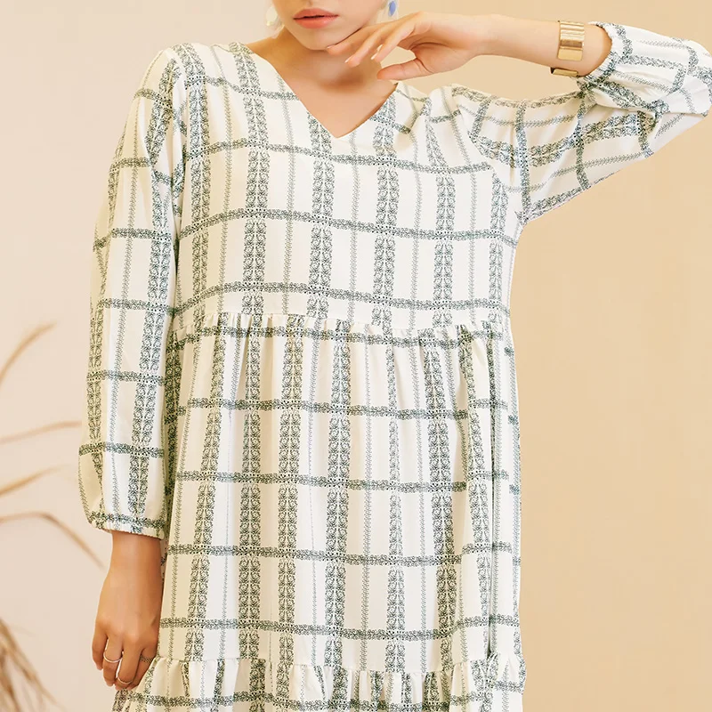 

Fashionable simple plaid western style sweet and age-reducing loose and slim long Arabian dress (without hijab)