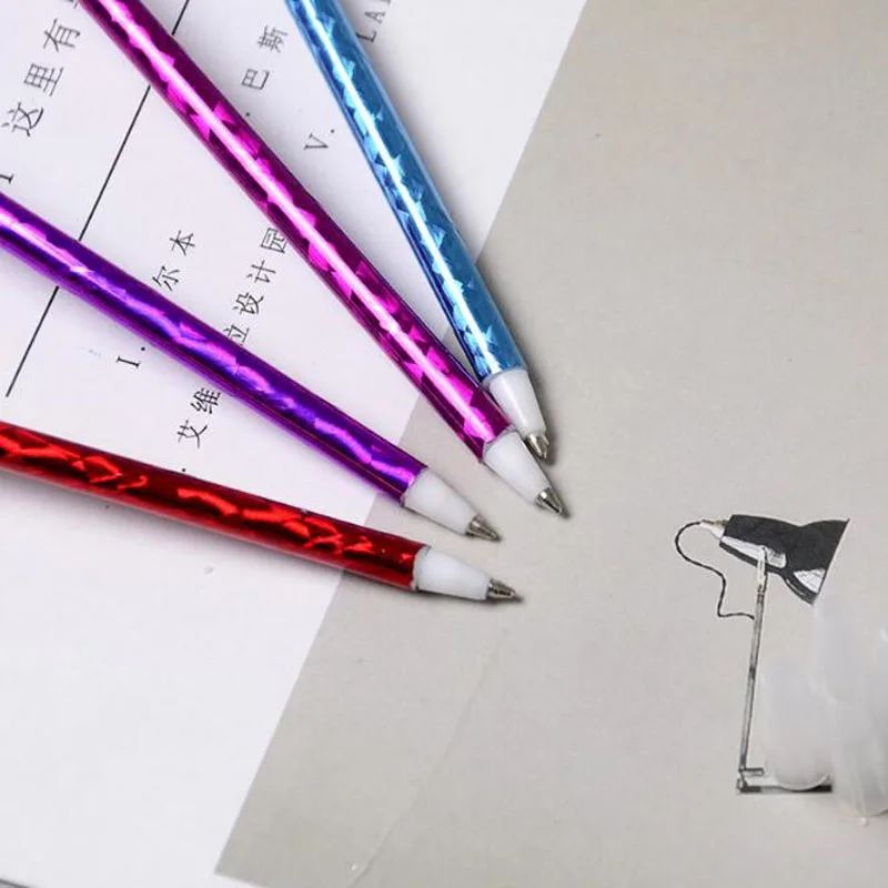 Комплект из 4 предметов с персонажами мультфильмов ручка ко Дню Святого