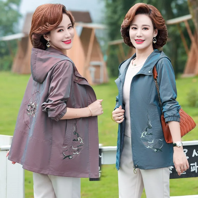 

5XL Large Size Coat Middle-aged and Elderly Women's Coat 2022 New Spring Autumn Thin Section embroidery Casual Jacket Female Top