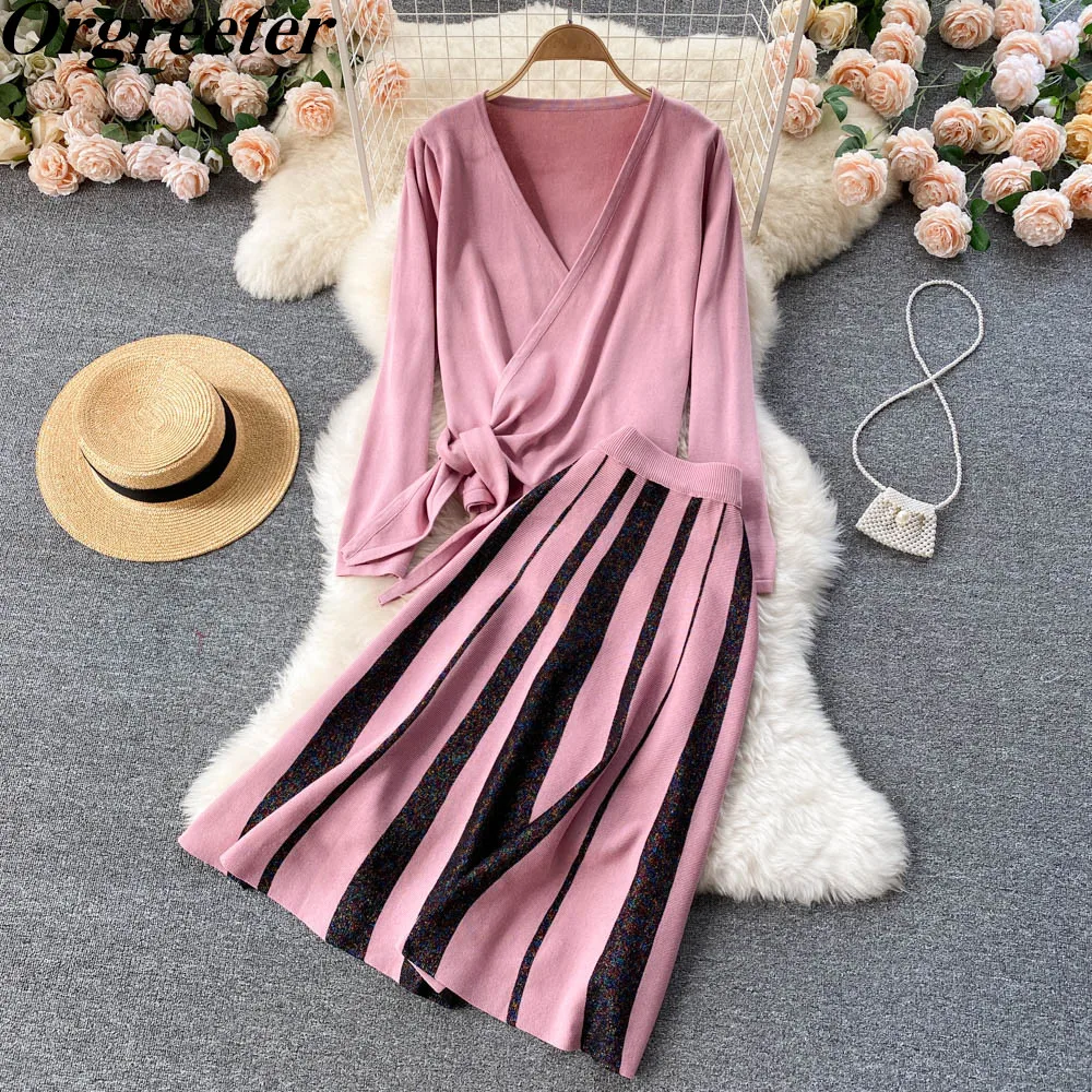 

Kniwear Two Piece Set Women Autumn New Cross-V-neck Lng-sleeved Lace-up Knit Cardigan Sweater Bright Silk Striped Skirt Suits