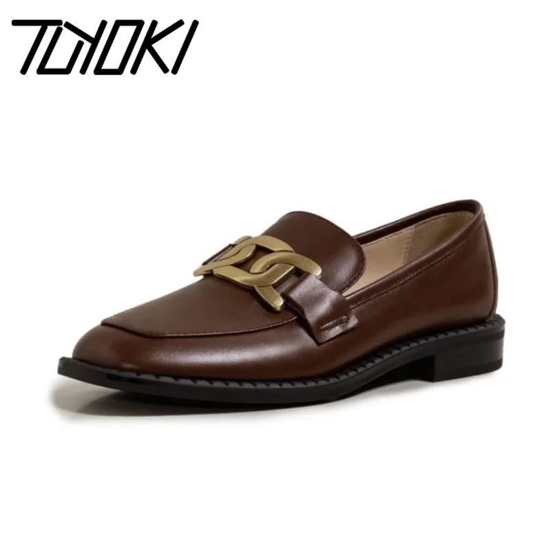 

Tuyoki размер 34-43 и выше, Женские туфли-лодочки из натуральной кожи с металлической цепочкой, женская обувь, модные классические вечерние туфли...