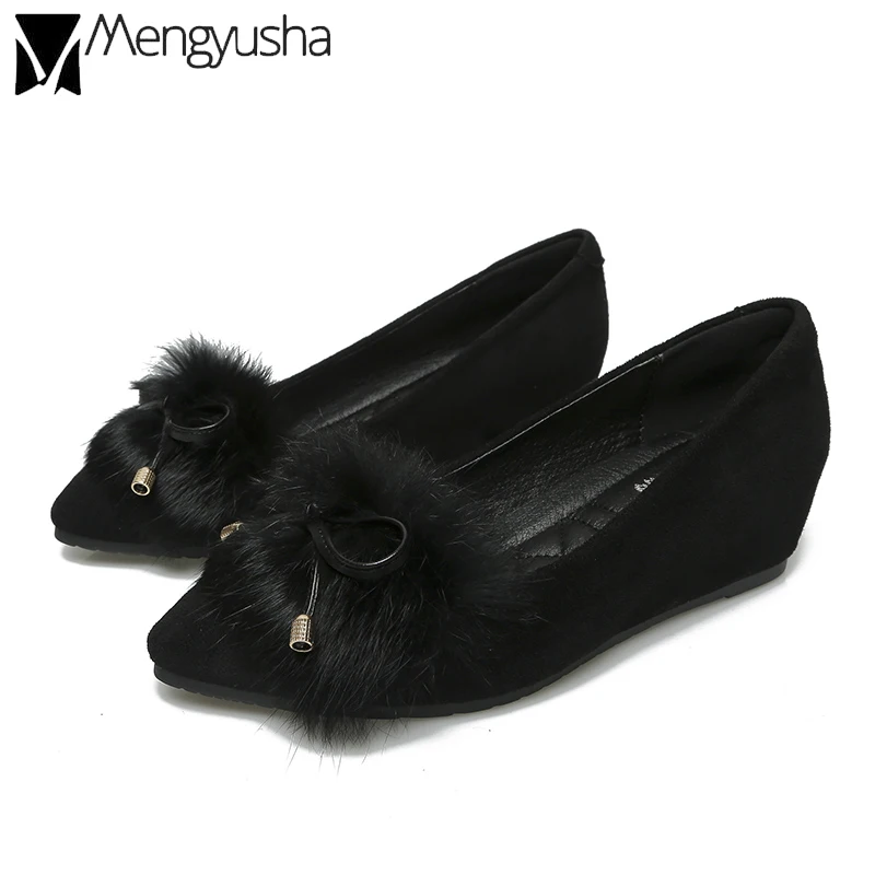 Плюшевые ботинки с кроличьим мехом Женские туфли острым носком на танкетке bowtied