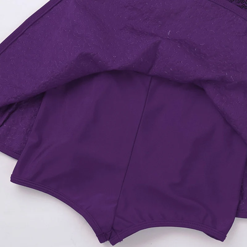 Балетная юбка без рукавов с блестящими пайетками перекрещивающимися на спине