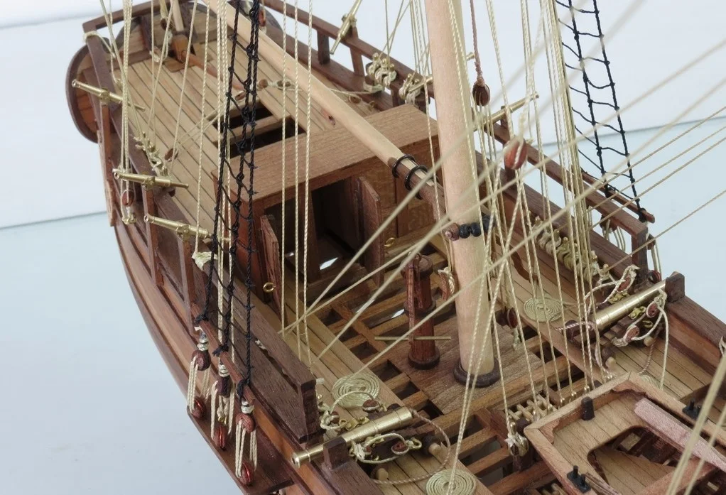 Весы версии Cherry wood 1:50 Royal Navy H.M.S. Оборудование для строительства корабля Галифакс -