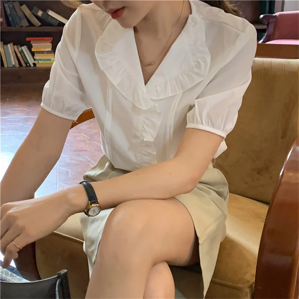 

2021 Retro White New Casual Blouses Fashion All Match Solid Office Lady Loose Outwear Short Sleeves Summer Women Elegant Shirts