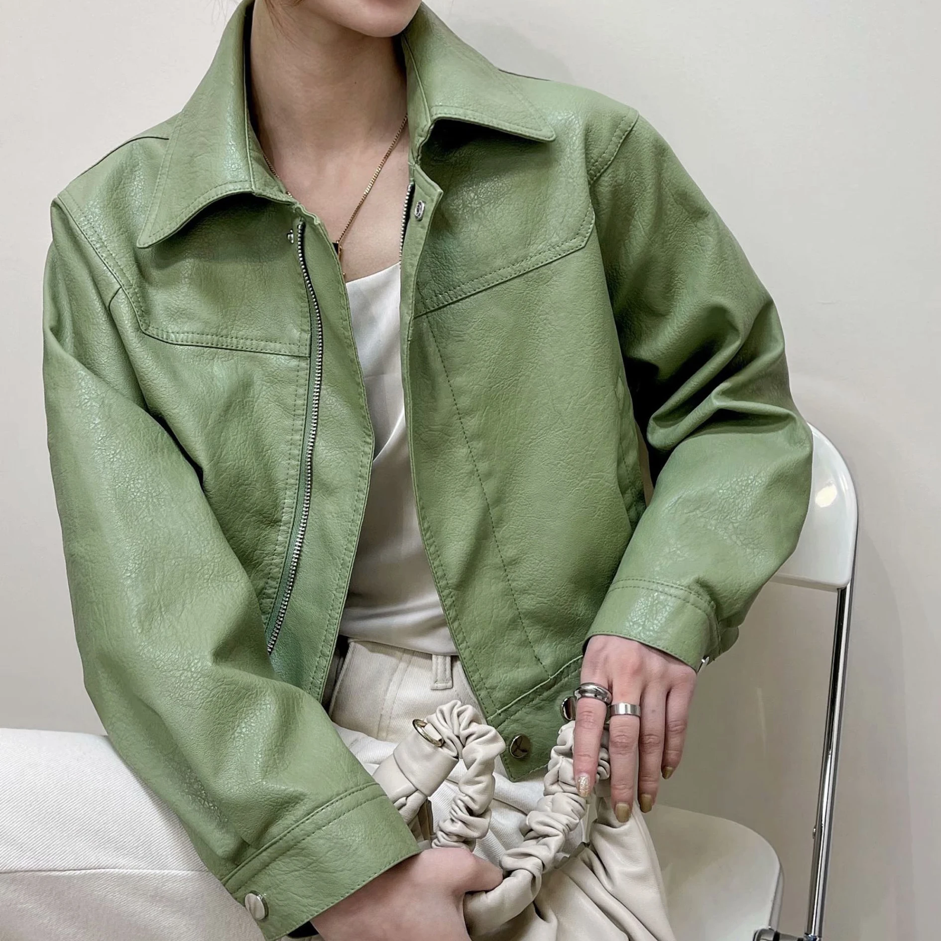 Женская байкерская куртка из мягкой искусственной кожи, черная мотоциклетная куртка на молнии, верхняя одежда, весна-осень 2021