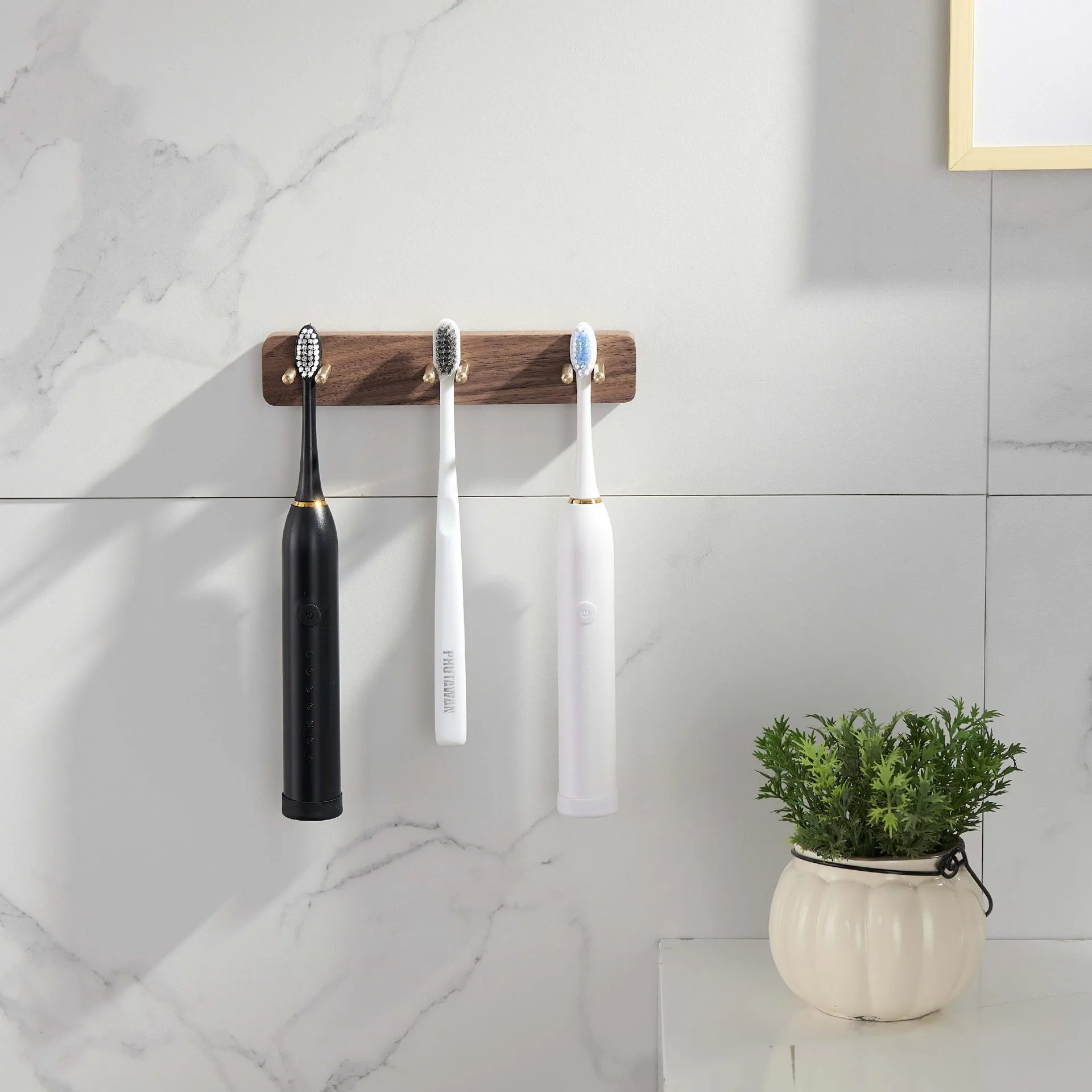 

Solid wood electric toothbrush holder, cup toothpaste storage wall hanging free punching multi-function