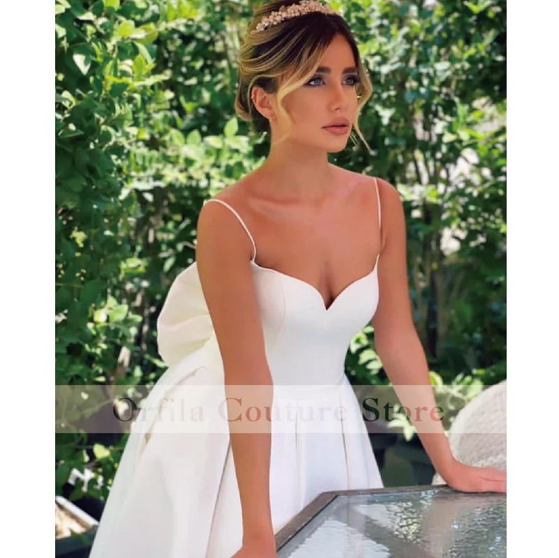 

2021 A Line Satin Simple Bride Gowns Custom Spagetti Straps Wedding Dress with Bowt Sleeveless Bridal Gowns