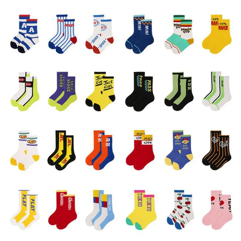 

Детские носки для мальчиков и девочек, модные носки в спортивном стиле, Осень-зима, новые носки средней длины с изображением животных из мул...