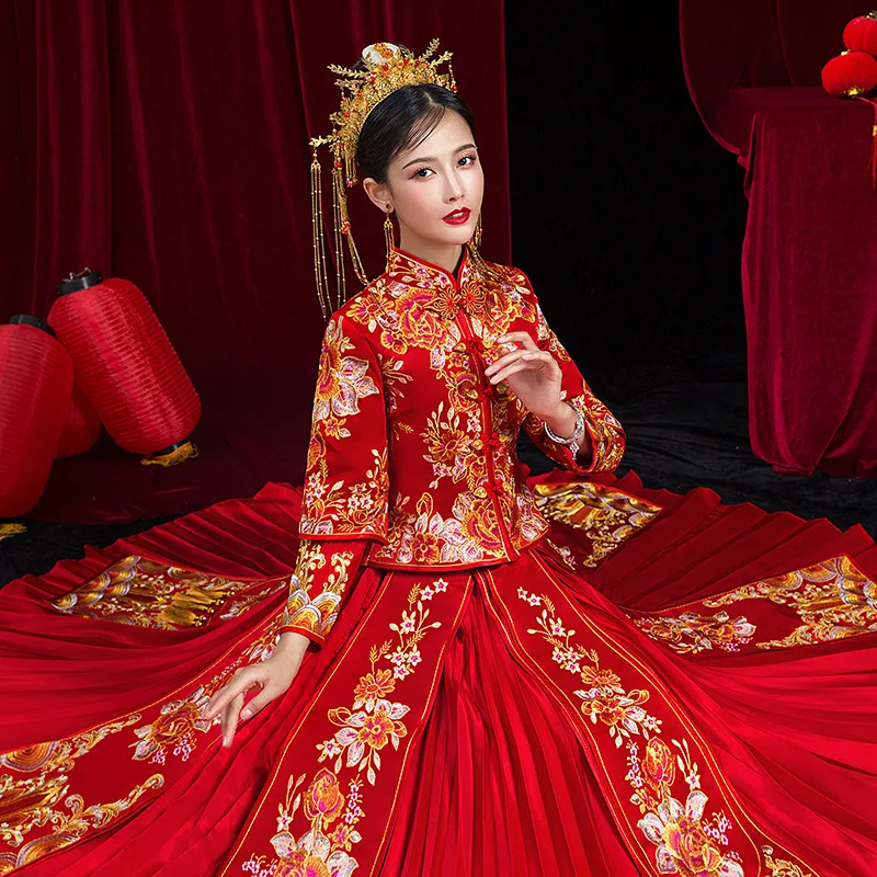 

Red Bride Dress Wedding Dress Retro Dress Chinese Cheongsam Dress High Quality Embroidery Peacock Long Section Oversize 3XL