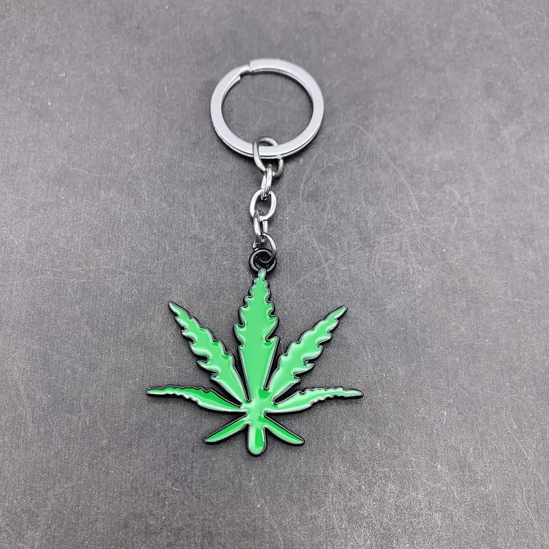 

3D Metal Maple Leaf Key Chains Keychains Rings Autumn Plant Jewelry For Women Girls Bag Car Pendant Purse Charms