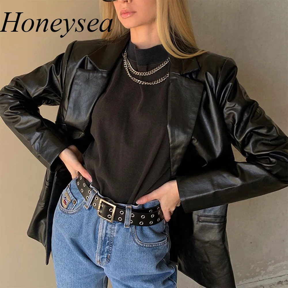 Женская Осенняя куртка из искусственной кожи черная эластичная в уличном стиле с