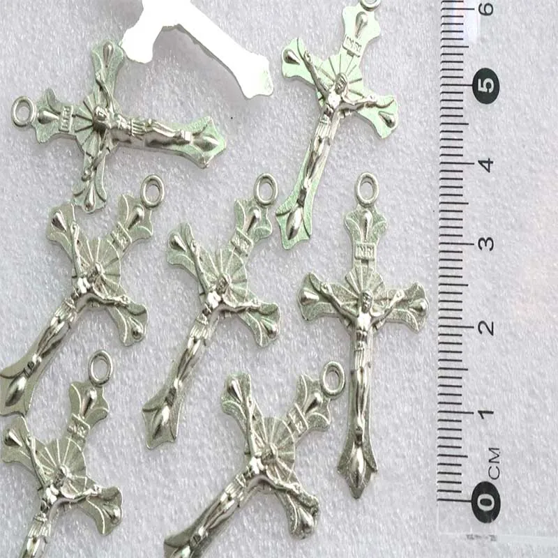 60 шт./металлическая подвеска в виде католического Креста подходит для