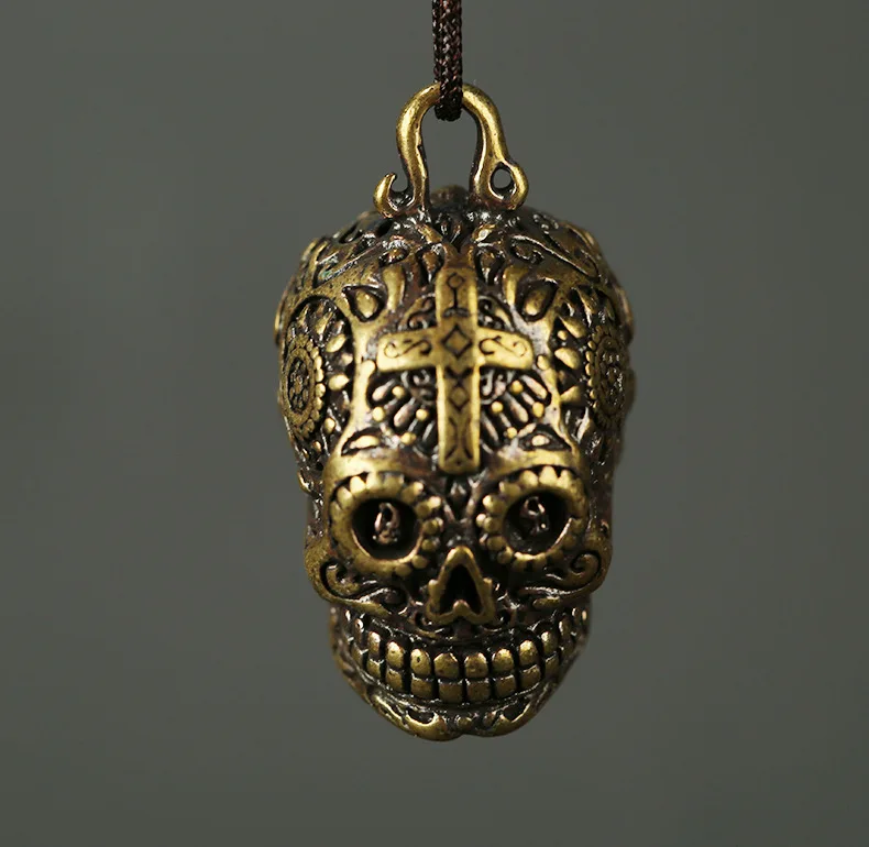 

retro Handmade Brass Halloween skull horror craft DIY ornament Miniature Keychain ring Pendant accessories a3801