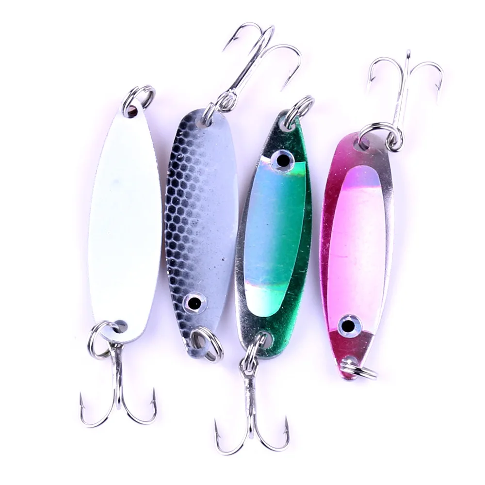 1PCS Hot 5CM/6.5G Metal Sequin Fishing LURE Artificial Bait 3D Eyes With Ring And Three Hooks