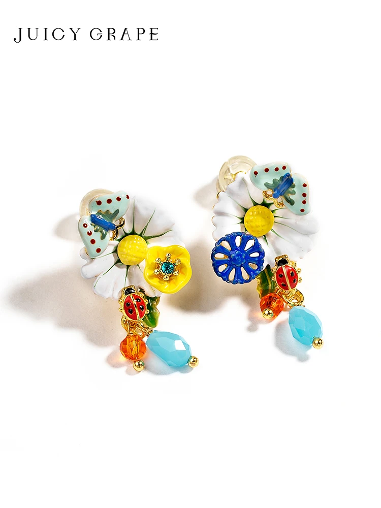 Женские серьги-гвоздики с эмалью серьги белыми маргаритками бабочками цветами и