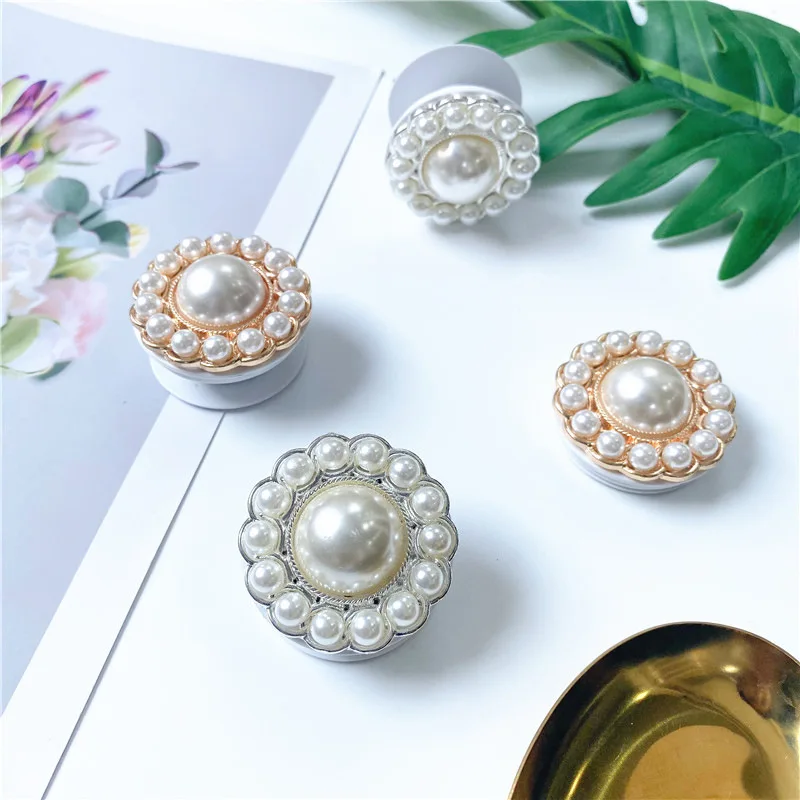 

Luxury Lazy Pearl Rhinestone Phone Holder Heart Shaped Epoxy For iPhone XR Popite, Mobile Phone Accessories, Phone Grip