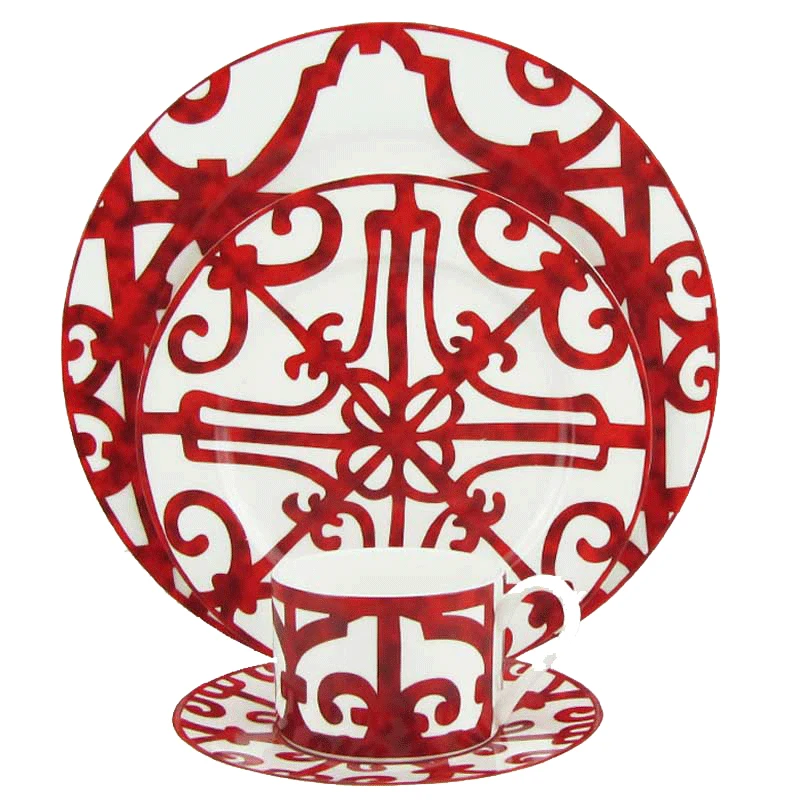 Обеденная тарелка из костяного фарфора красная сетчатая искусство поднос для