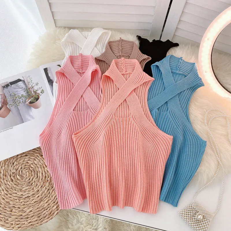 

Женский трикотажный топ без рукавов, элегантный пляжный пикантный топ с перекрестным воротником-халтер, ажурный вязаный короткий топ на ле...