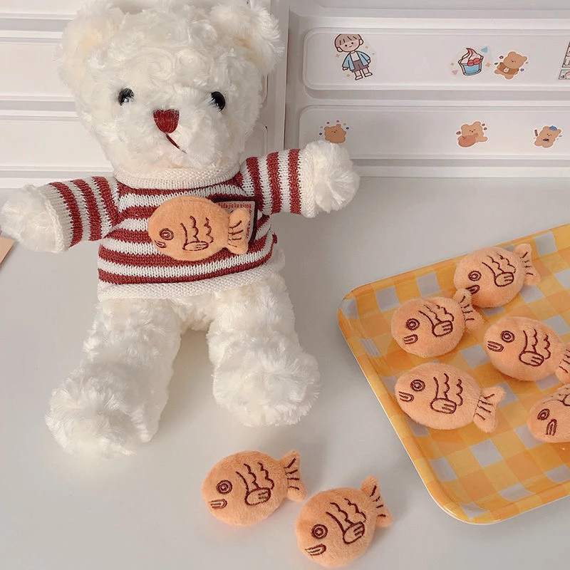 

New Design Snapper Brooch Cute Plush Small Fish Cartoon Brooch Backpack Sweater Corsage Pins Couple Gifts Accessory Badge Doll