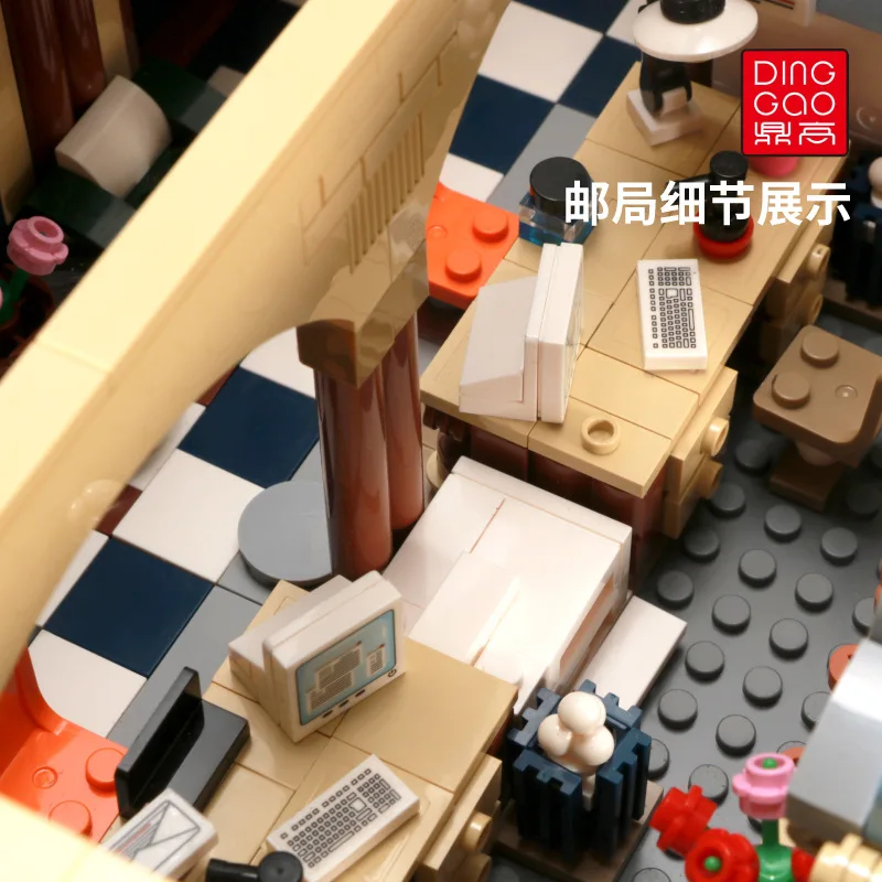 

IN Stock 3250 PCS DG2002 Street View The Post Office Architecture Model Building Blocks Bricks Christmas Gifts for Kids Toys