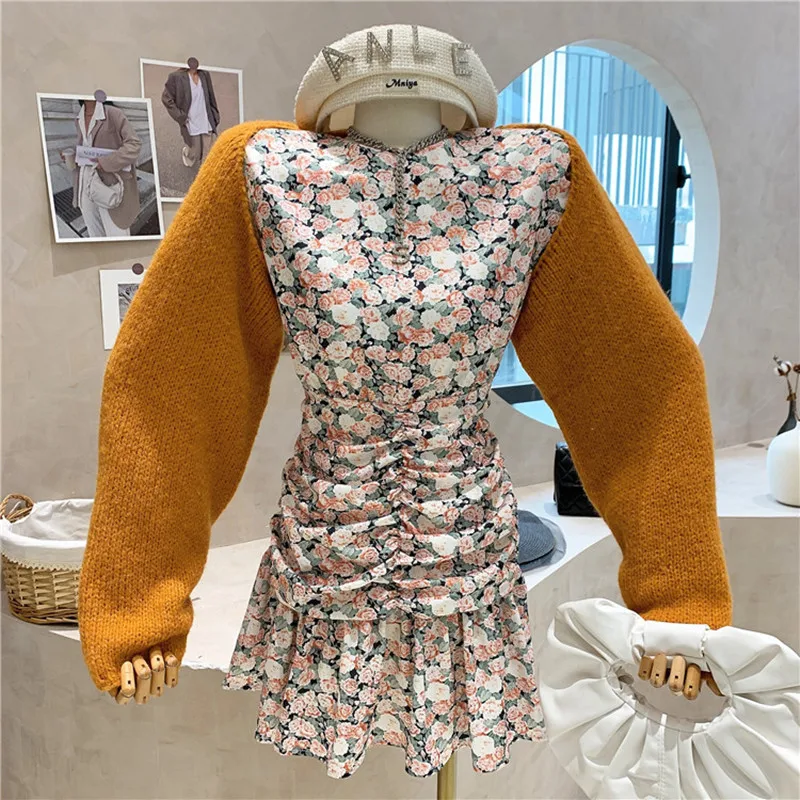 

New Women's Clothing 2021 Autumn Winter Fashion suit Long sleeve knitted shawl Top + floral dress two piece set