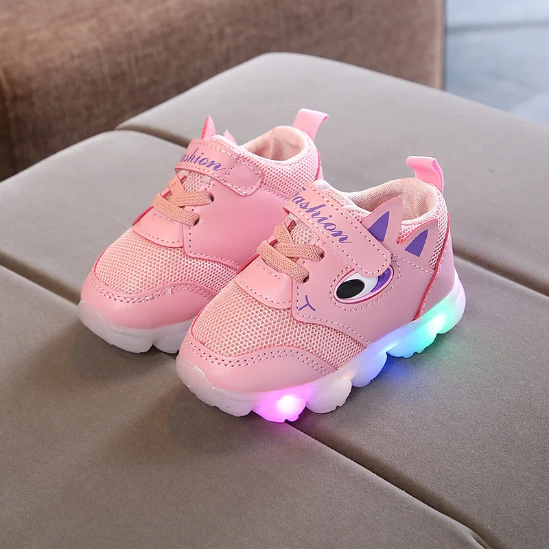 

2021 factory wholesale spring and autumn new lights children's shoes boys and girls casual shoelace lights Korean version of LED