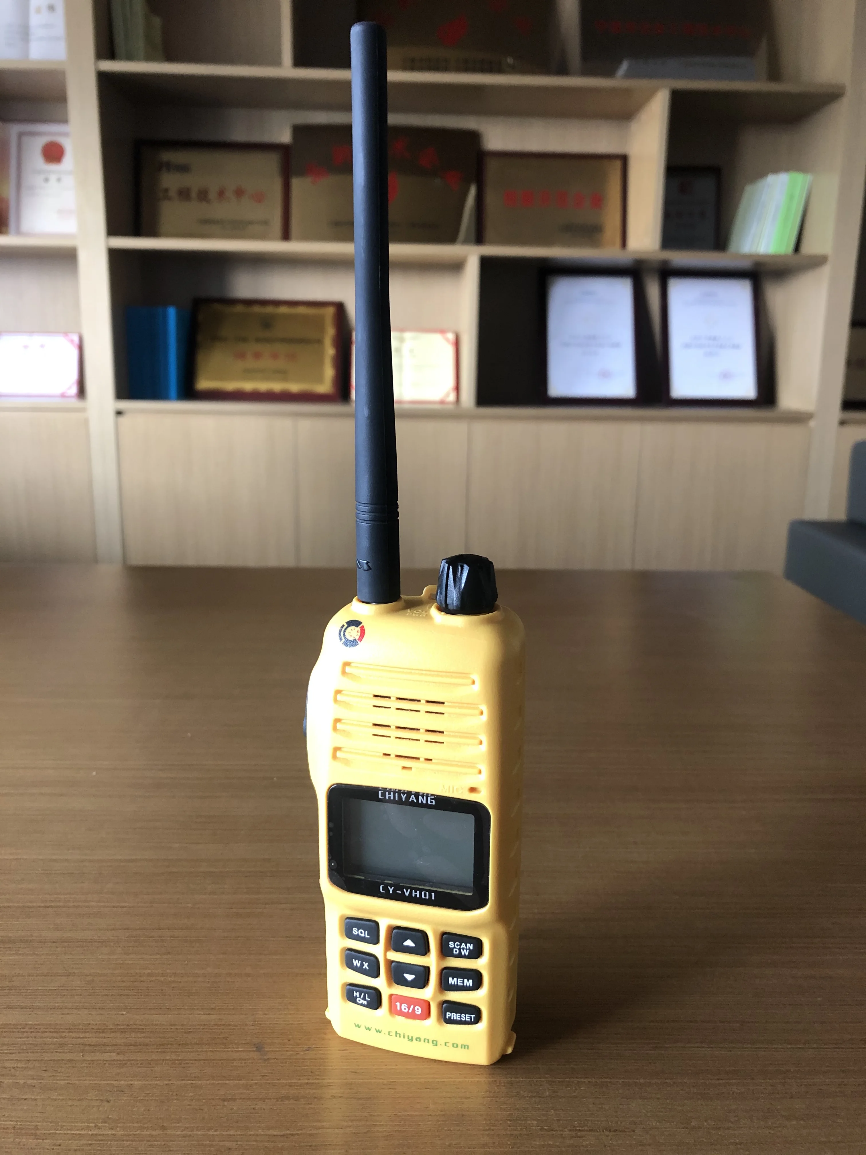 

VHF двухсторонняя рация радио Телефон handhold телефон морская Электроника связь навигация GMDSS solars IMO спасение жизни