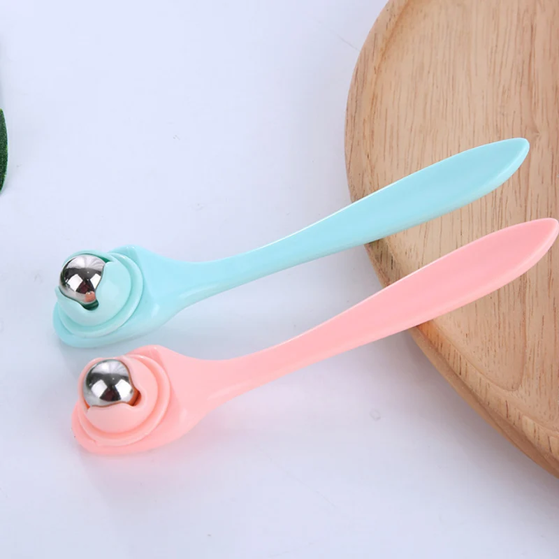 

Portable 360 Degree Manual Eye Massager Ball Massage Roller Women Vibration Soothing Dark Circle Nutrition Premium Random Color
