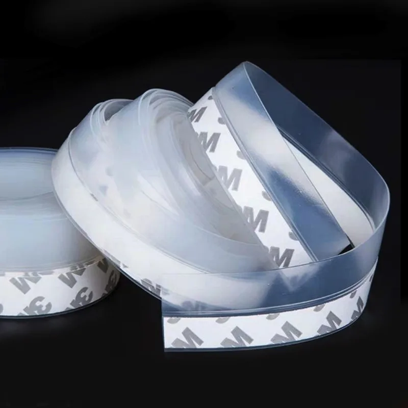 Уплотнительная лента на нижнюю часть двери 1 м | Строительство и ремонт