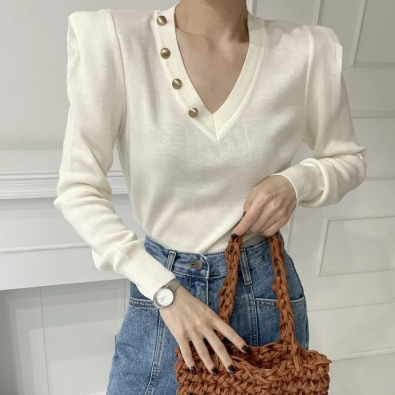 

Женский трикотажный свитер с V-образным вырезом и длинным рукавом