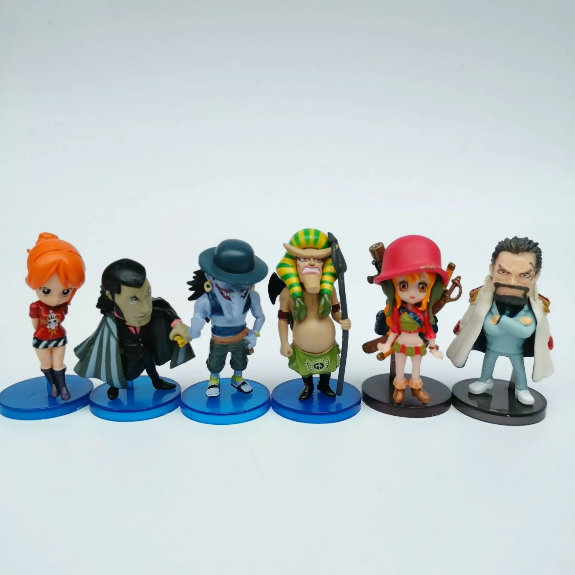 Цвет при отправке выбирается случайным образом 50 шт./лот Japansese аниме Рисунок one piece