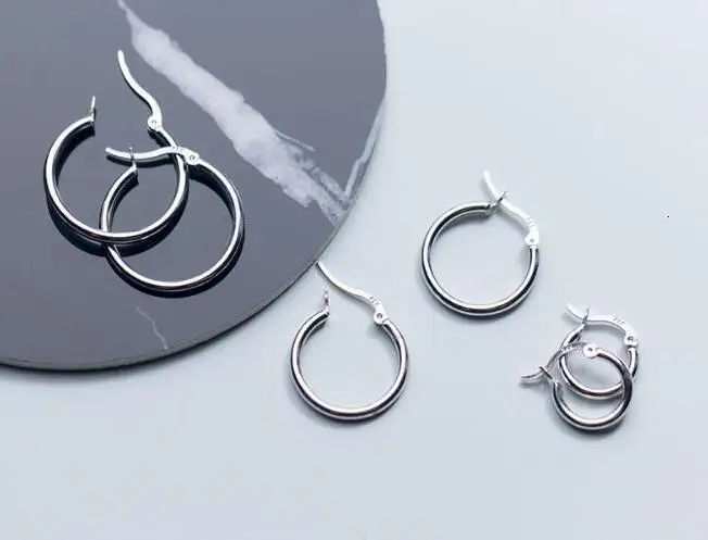 

Authentic 1pair 100% 925 Sterling Silver fine Jewelry polished GEOMETRIC Lucky Circle Hoop HUggie Earrings gtle2321