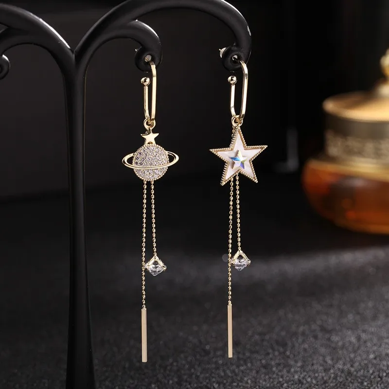 

Moon and Star Mismatched Dangle Earrings Galaxy Drop Earrings Asymmetrical Jewelry Celestial Birthday Gift for Her Dropshipping