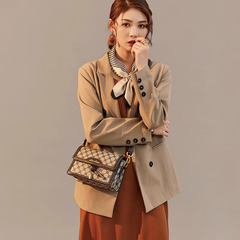 

MACBEGBig brand design women's bag 2021 New Fashion Square bag western style clown messenger bag women's fashion bag