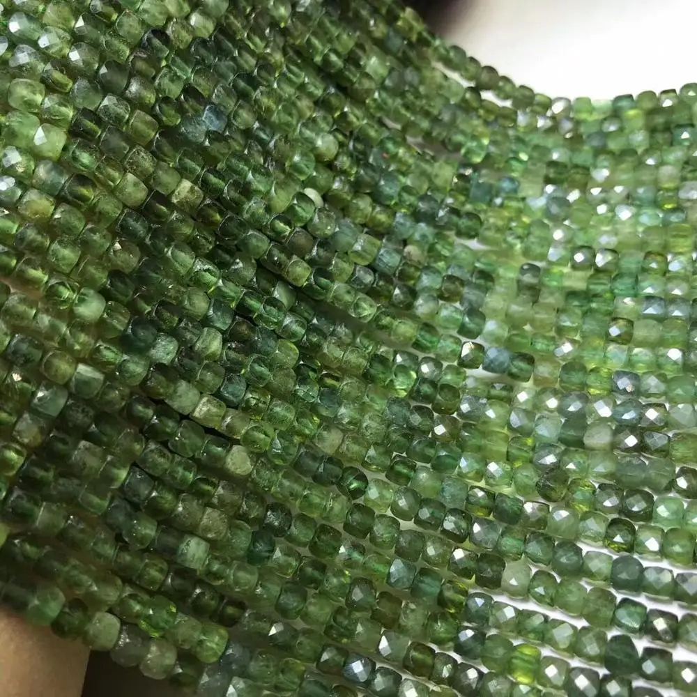 Apatite зеленый/синий квадратный граненый 4-5 мм для изготовления ювелирных изделий