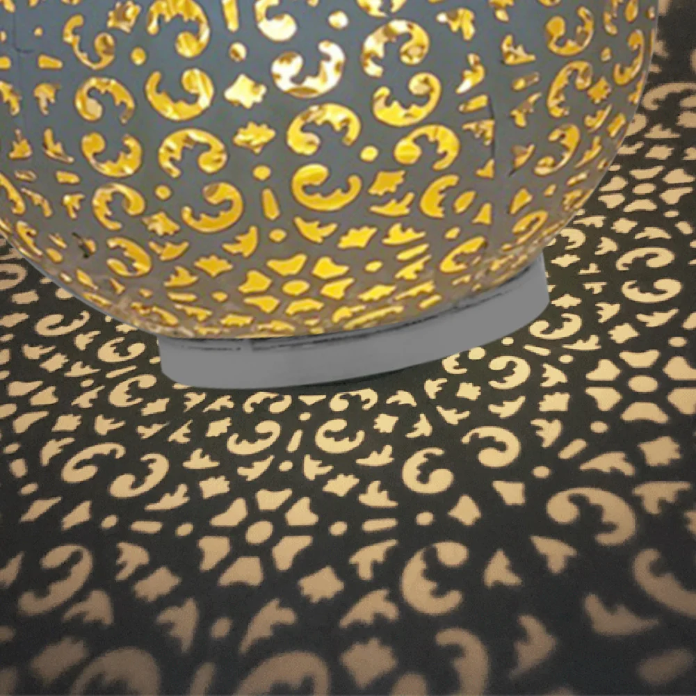 

Hollow Ball Solar LED Lantern Light Classic Texture Delicate Design Creative Garden Yard Path Decor Hanging Iron Art Lamp