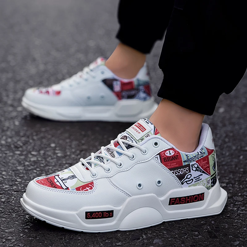 

2020 Autumn Men's Fashion Casual Shoes Non-Slip Wear-Resistant Board Shoes Spring Fashion Trend New Casual Shoes