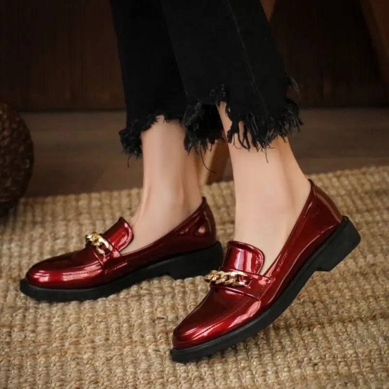 

Coolcept New Shoes Women Patent Leather Metal Chain Women Shoes Fashion Casual Ladies Shoes Daily Women Footwear Size 33-41