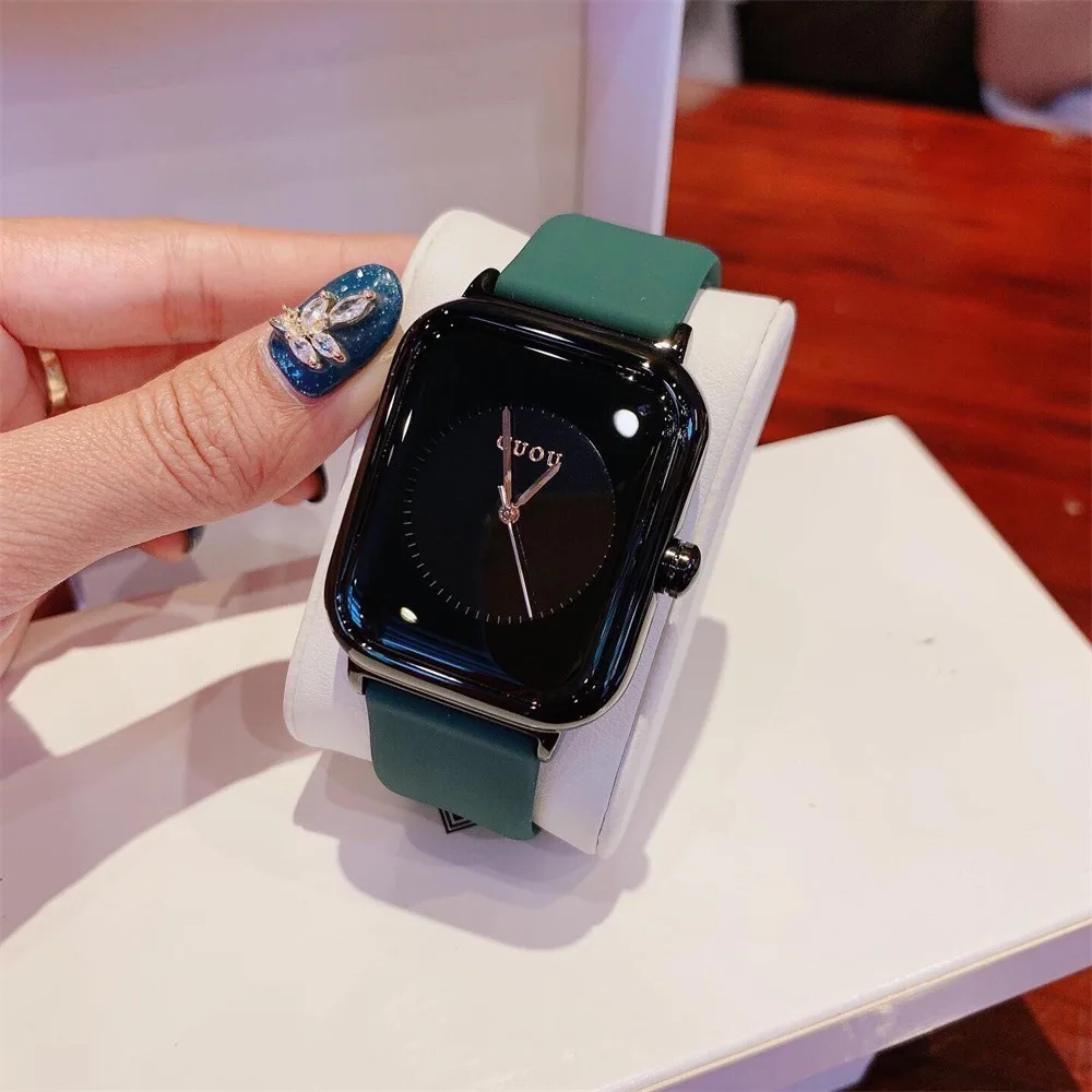 2021 New Jelly Design Small Square Simple Fashion Silicone White Collar Student Hipster with Ladies Watch