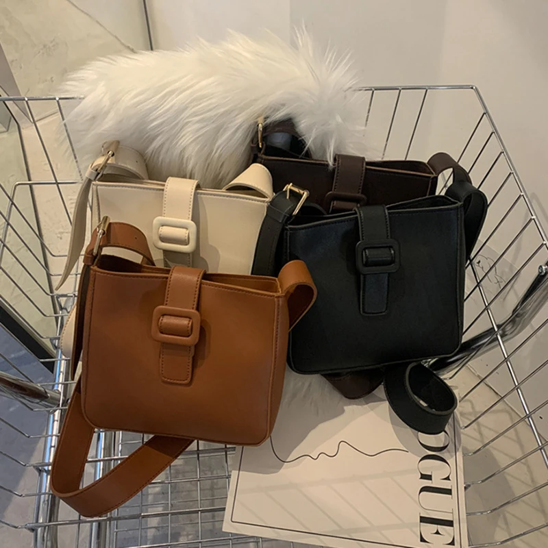 

Fashion Luxury Solid Color Crossbody Bag for Women 2021 Brand Design Trend High Quality Simple Handbag Female Shoulder Bag
