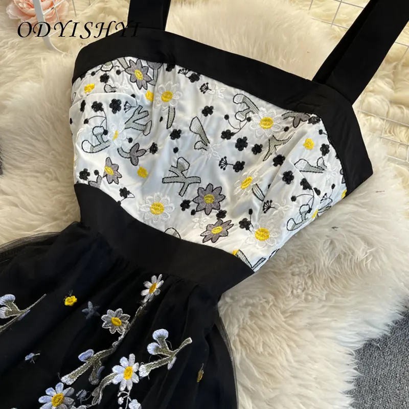 

Maxi Dress Women Embroidered Sleeveless Spaghetti Strap Robe Temperament Black Big Swing Mesh Dresses 2021 Summer Boho VT59