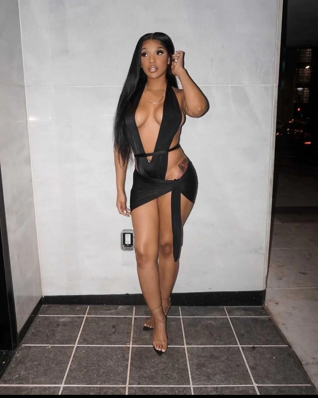 

DSMTRC облегающее Бандажное мини-платье без рукавов с глубоким вырезом для женщин 2021 модная летняя одежда женская одежда мода 2021 Новинка