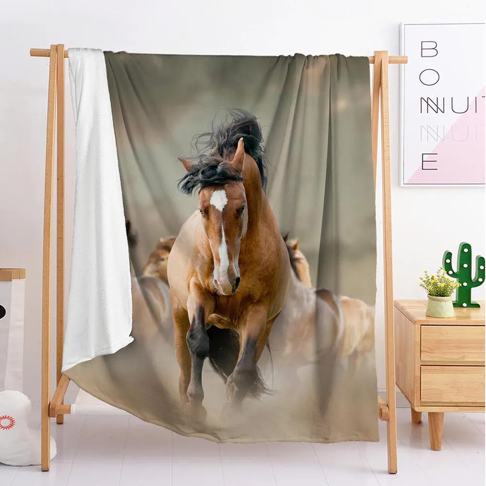 Prezzo UN Cavallo In Corsa Animale Custom Coperte Di Grandi Dimensioni E Di Piccole Dimensioni Rimessa Laterale Coperta Arazzo Sacco A Pelo Coperta Di Flanella Coperta Di Biancheria Da Letto